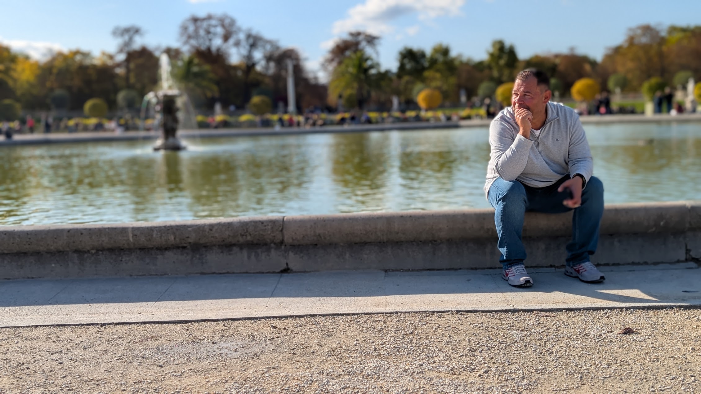 https://seointegrators.com/wp-content/uploads/2024/11/MeInParis.jpg